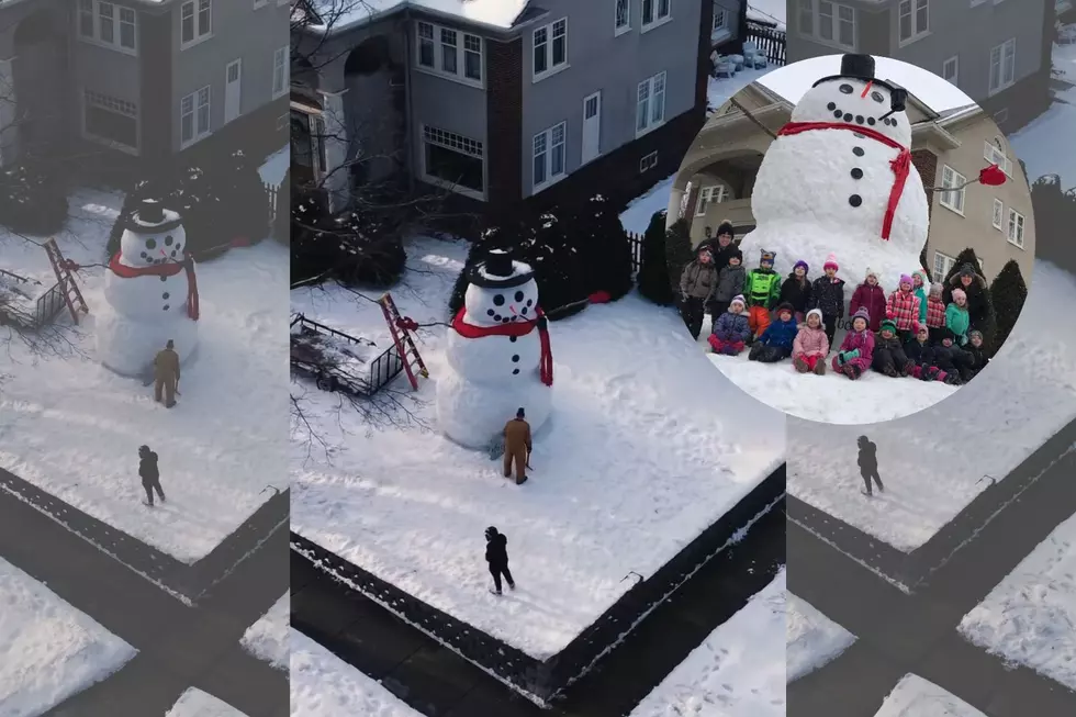 Have You Seen Frosty, Minnesota&#8217;s Extraordinary Giant Snowman?