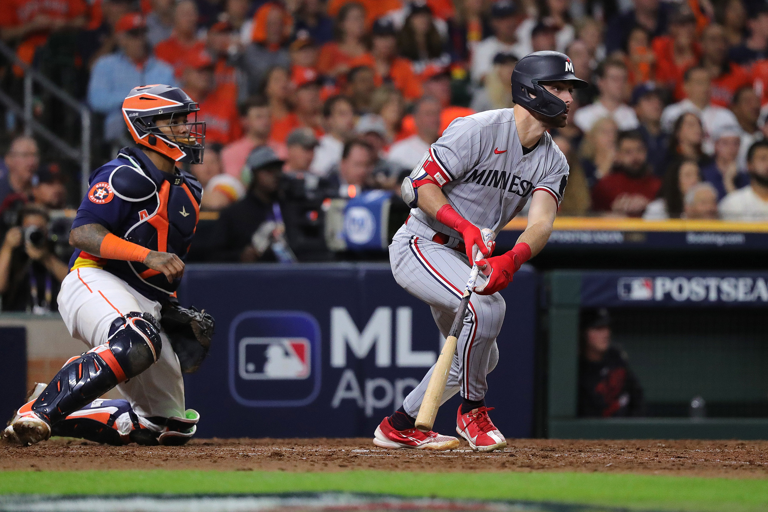Braves end 26-year World Series drought with Astros thumping