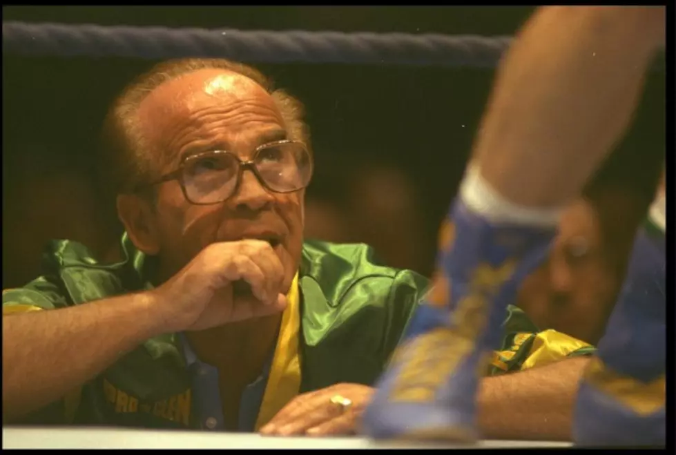 Ex-boxer, Promoter, Manager Mickey Duff Dies at 84