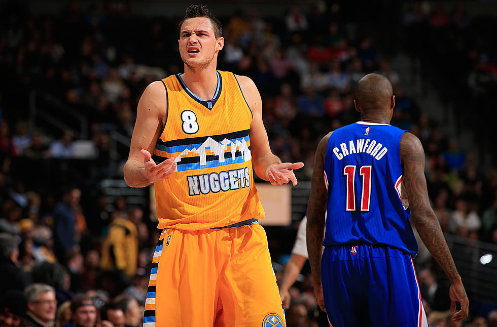 Nuggets’ Gallinari Out After Tearing Meniscus in Right Knee