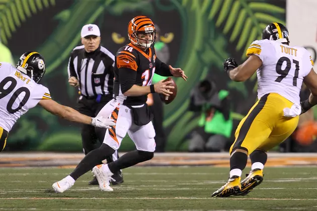 Steelers Beat Bengals, Gronk Suspended + More NFL Stories