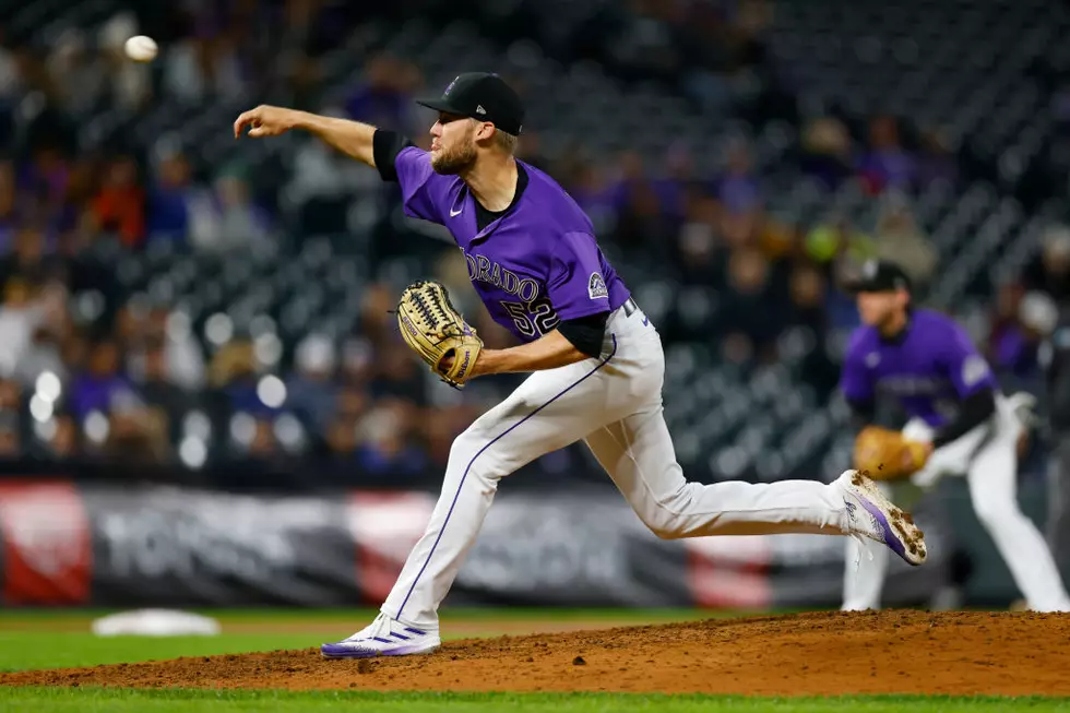 Rockies visit the White Sox to begin 2-game series