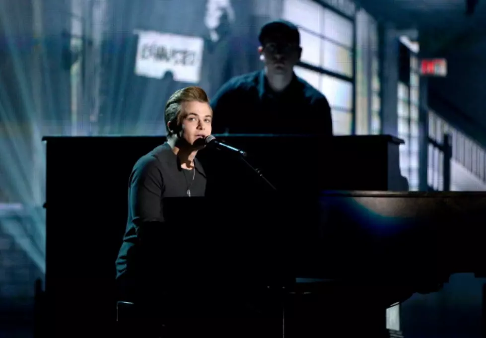 Hunter Hayes&#8217;s &#8220;Invisible&#8221; Touches Those Who Are Bullied
