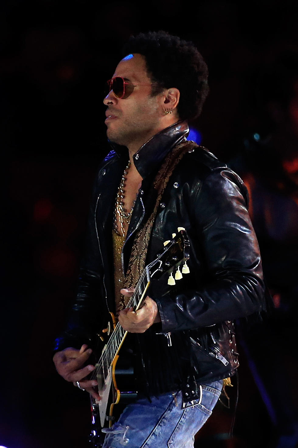 Lenny Kravitz Rips Pants Open On Stage. Yep, You See Everything. [NSFW]