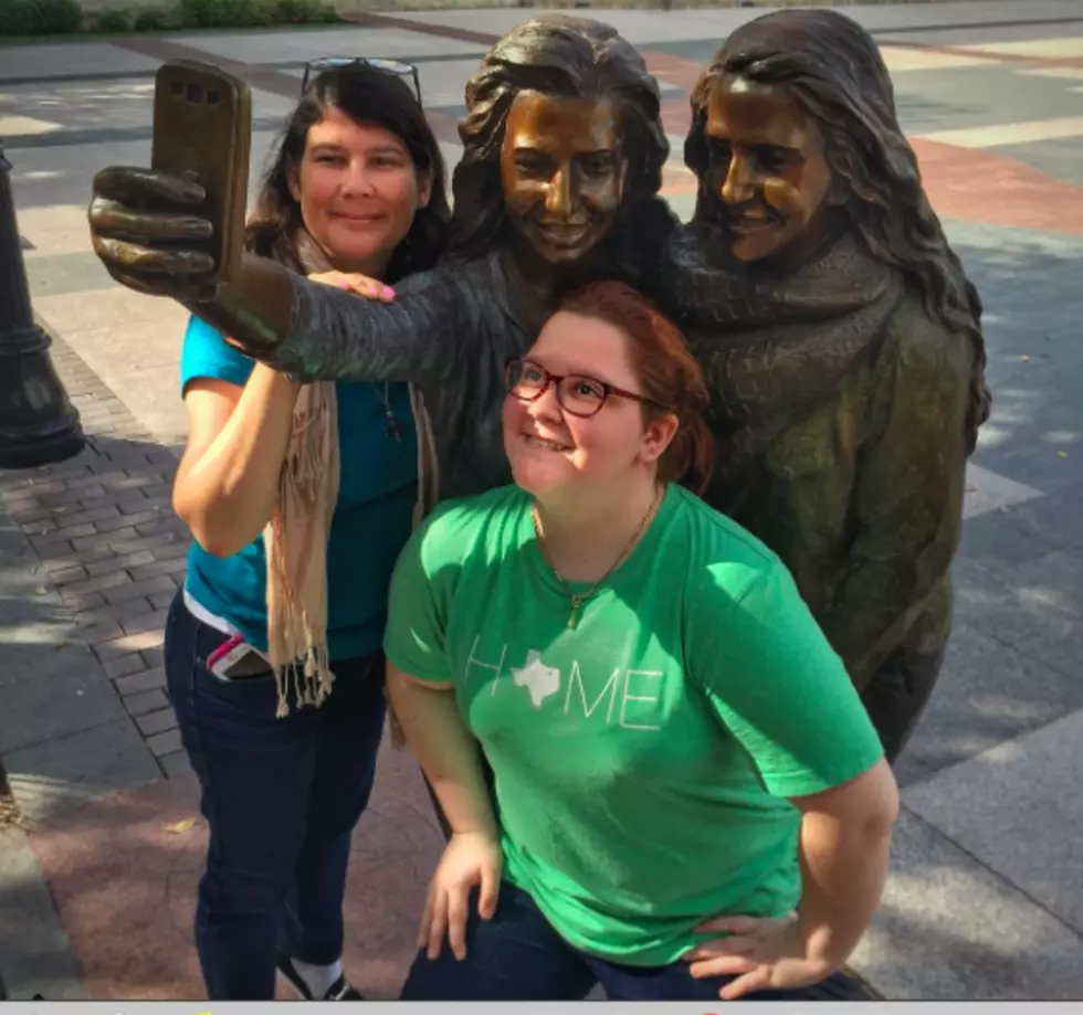 Selfie Statues in Downtown Boise