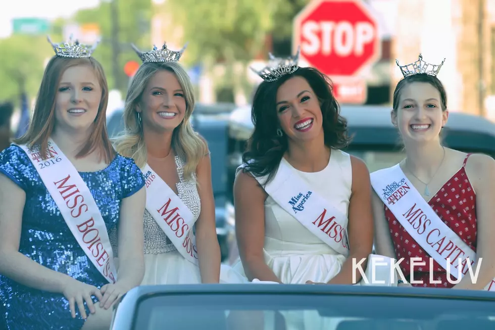 Kekeluv Cam &#8211; 4th of July Parade One