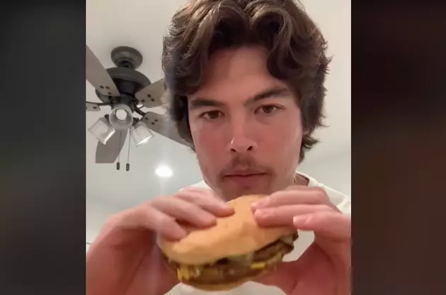 Former Boise State QB Taste Tests Cheeseburgers on TikTok [Video]