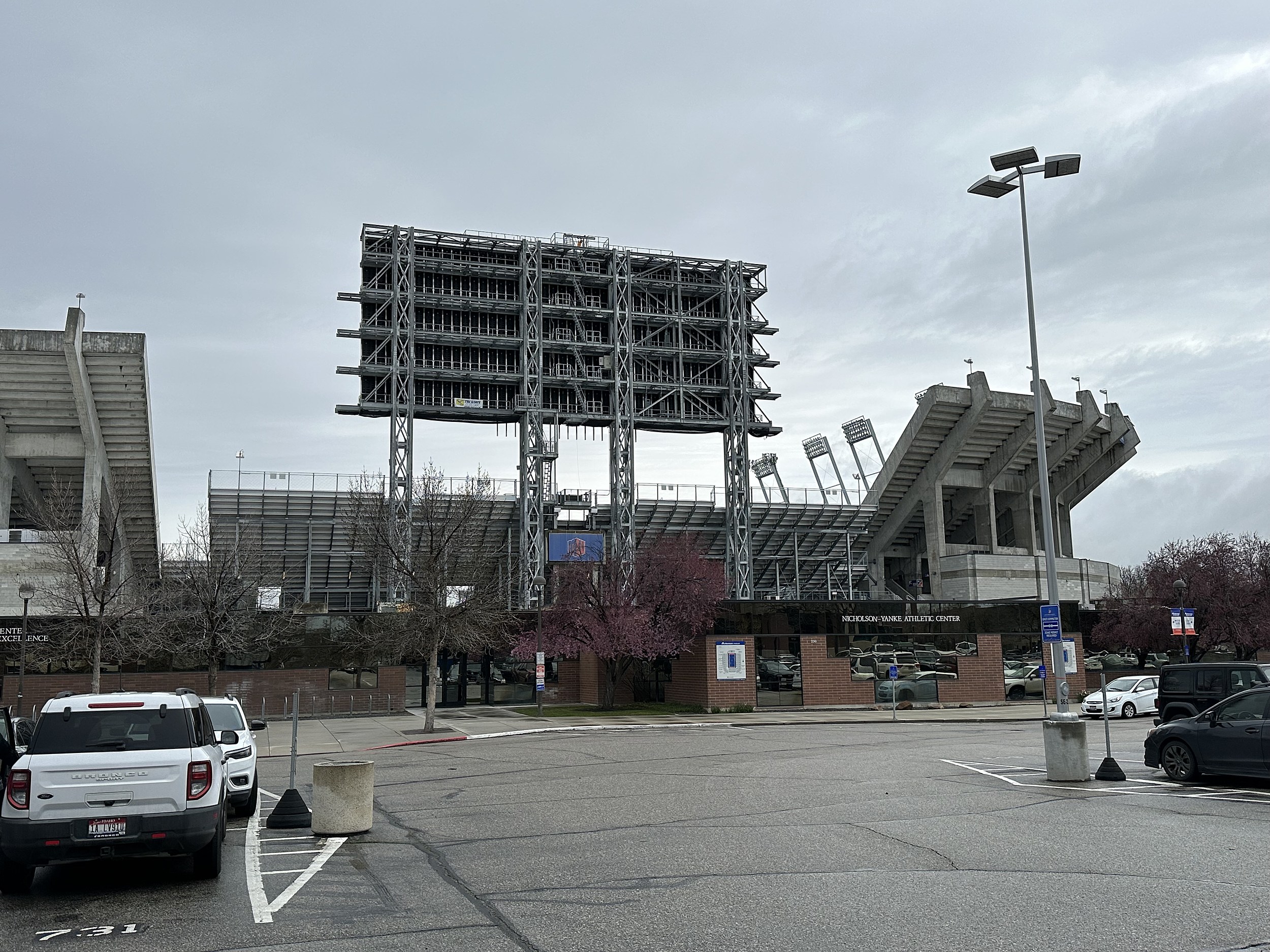 Behold, the Miami Dolphin's Big New Stadium Gets Built in One Epic