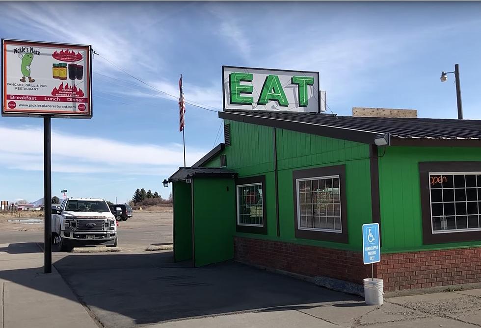 This Tiny Idaho Town’s Wacky Restaurant Is Breaking the Internet