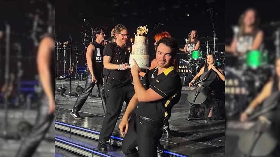 Nampa Baker Stuns Jonas Brothers with Specialty Birthday Cake