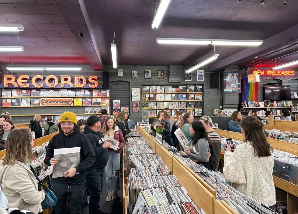 Hundreds Cause Frenzy Downtown Boise For Taylor Swift’s New Album