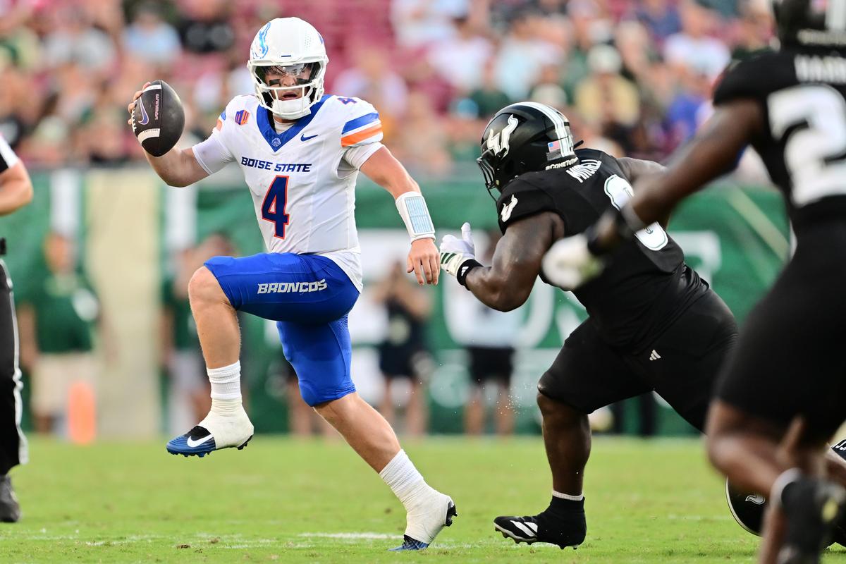Boise State Football Grabs Attention of Top 25 Voters Once Again