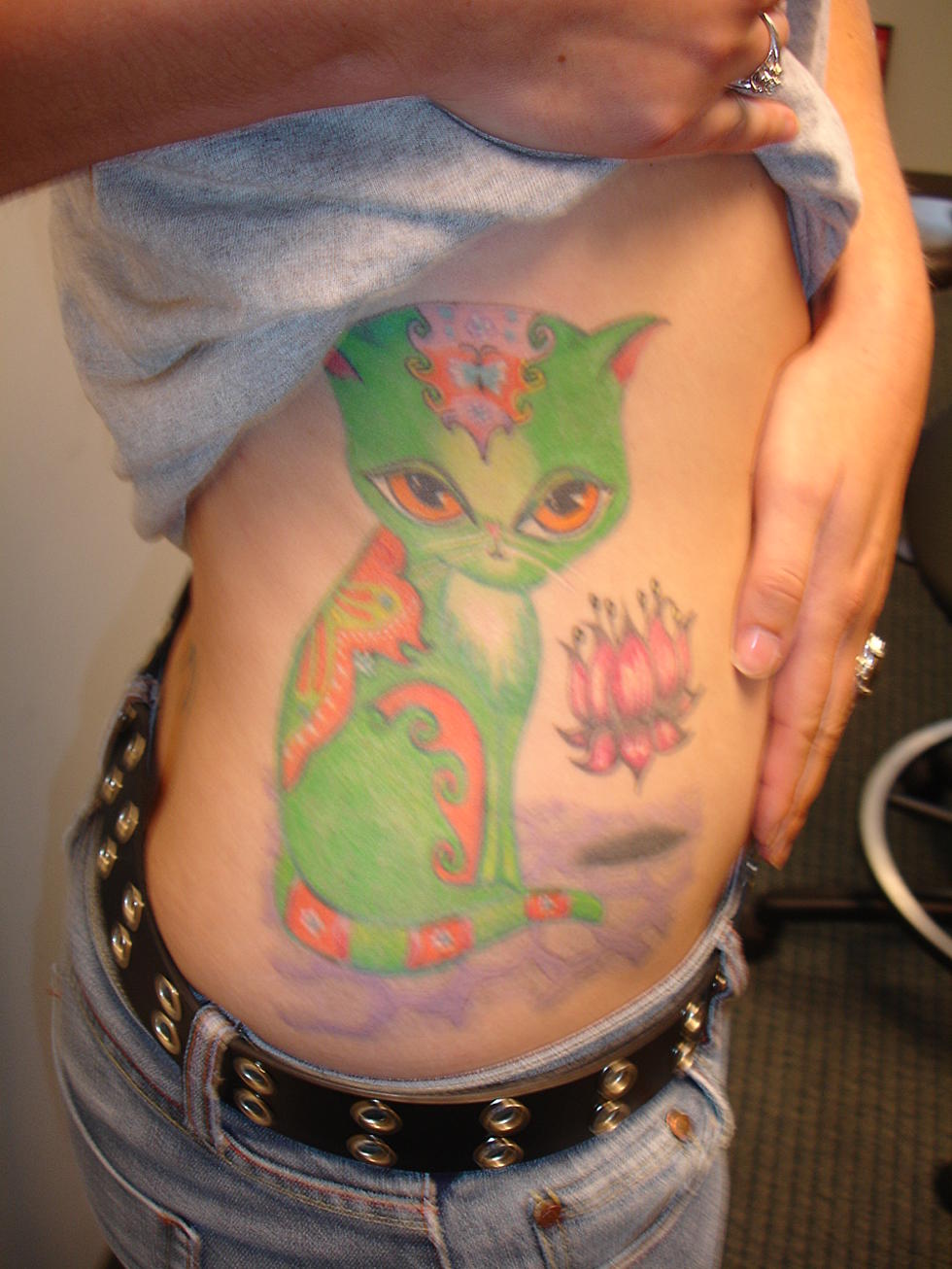 Does Kat’s Cat Tattoo Actually Look Like a Frog? [PICTURE]