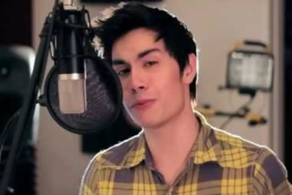 2 Man Medley Of Top Pop Songs From 2011 [VIDEO]