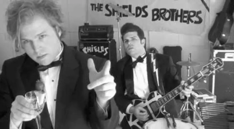 The Shields Brothers Cover Gotye &#8216;Somebody That I Used To Know&#8217; [VIDEO]