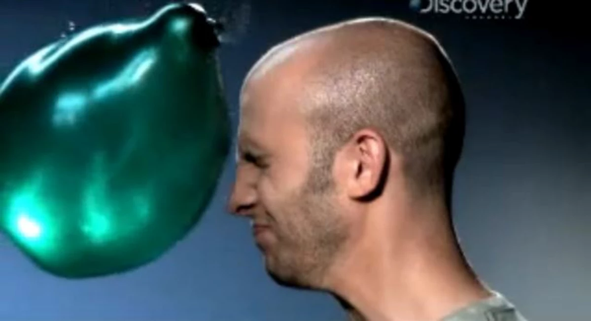 Seven Things That Look Awesome in Super Slow Motion – Water Balloon Pop  [VIDEO]