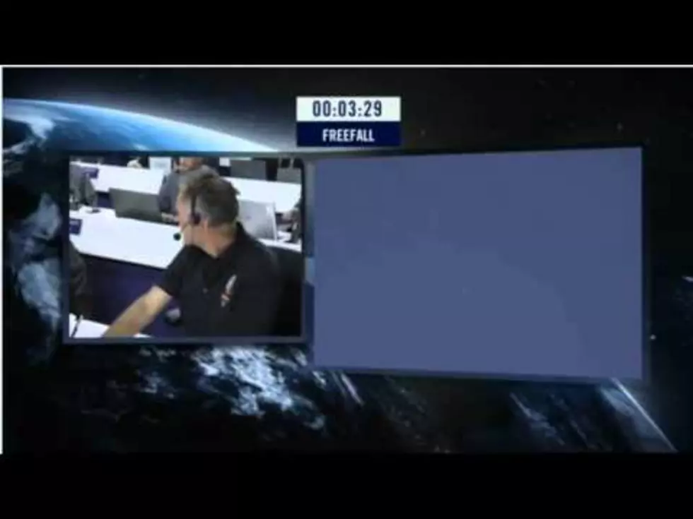 Watch Felix Baumgartner Break Sound Barrier in Record Skydive [VIDEO]