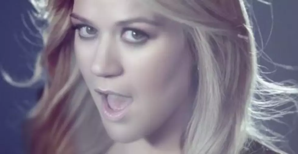 Kelly Clarkson Released Catch My Breath Music Video [VIDEO]