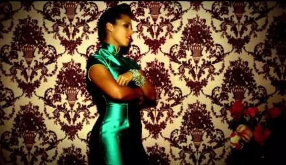 Alicia Keys Girl On Fire Official Music Video