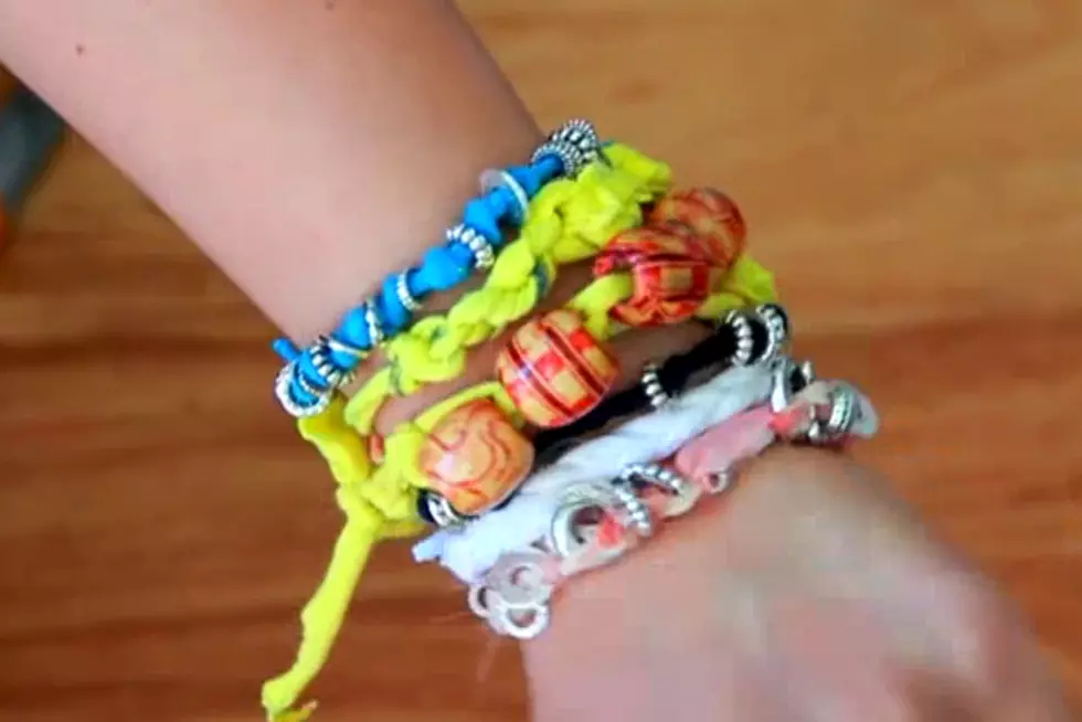 So Many Ways to Upcycle Your Old T-Shirts [VIDEOS]