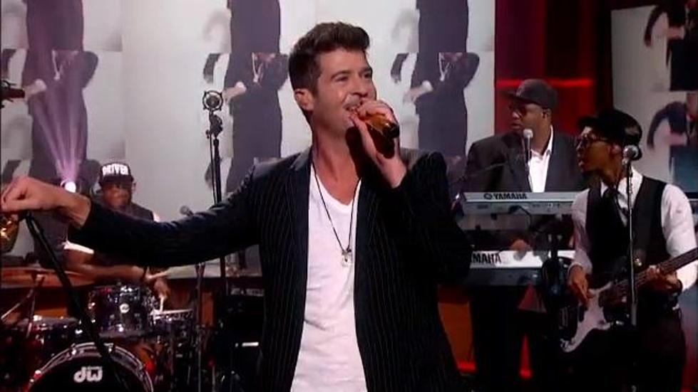 Robin Thicke Saves Stephen Colbert&#8217;s Job With Last Minute Performance of &#8216;Blurred Lines&#8217; [VIDEO]