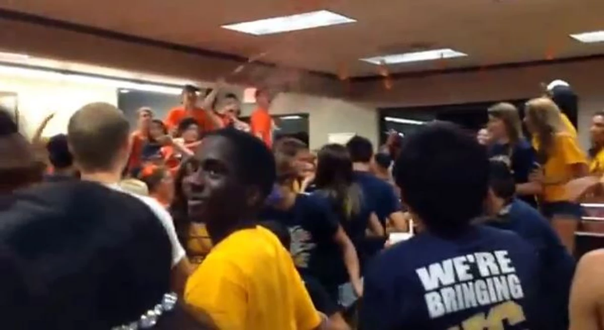 Watch Fans from Rival Texas High Schools Start a Food ...