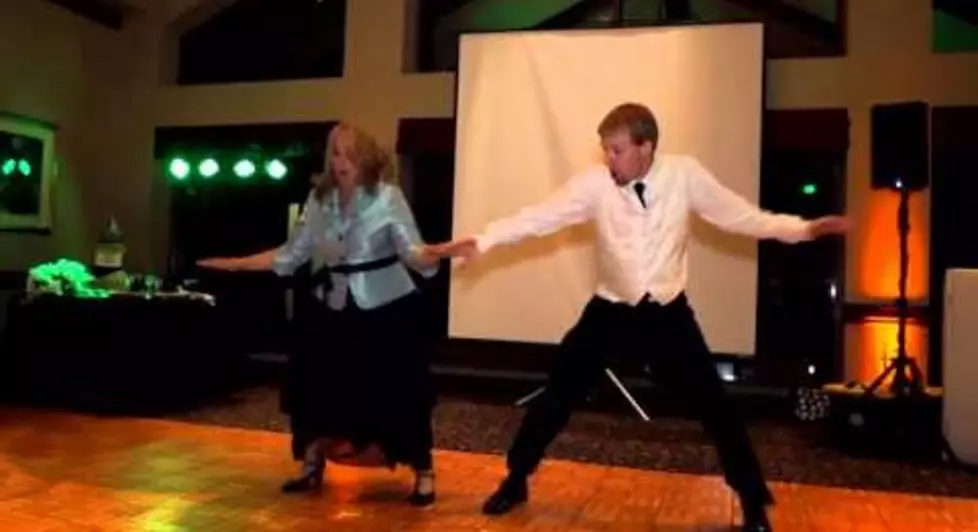Greatest Mother/Groom Wedding Dance Ever! [VIDEO]