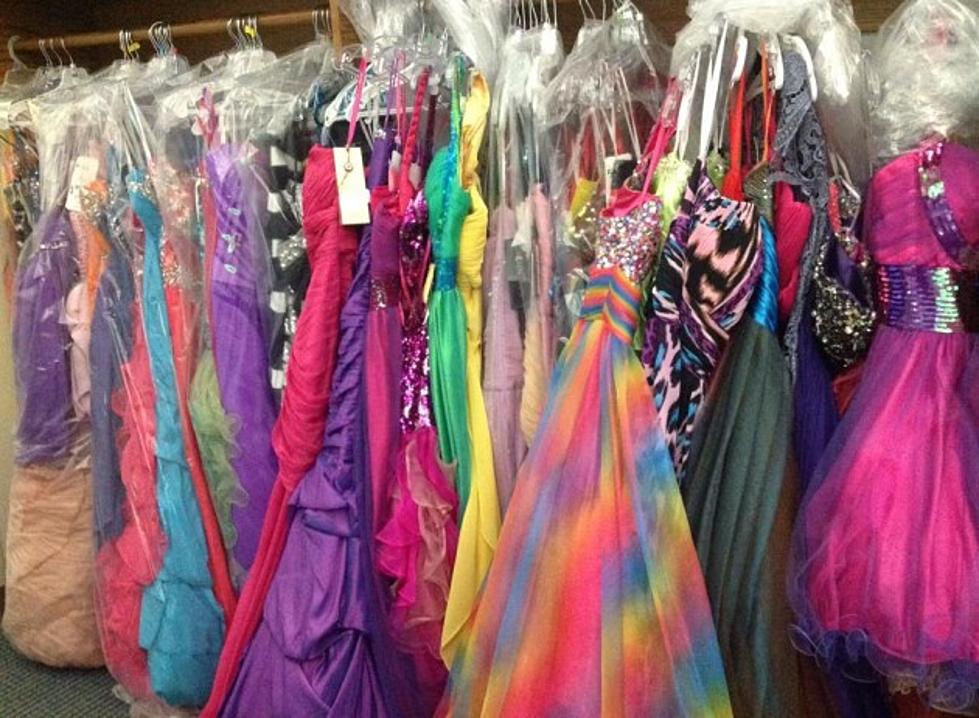 The Daughters of Royalty Ladies Club and Project Princess Present &#8216;The Prom Dress Express&#8217; for Girls Who Need a Prom Dress!