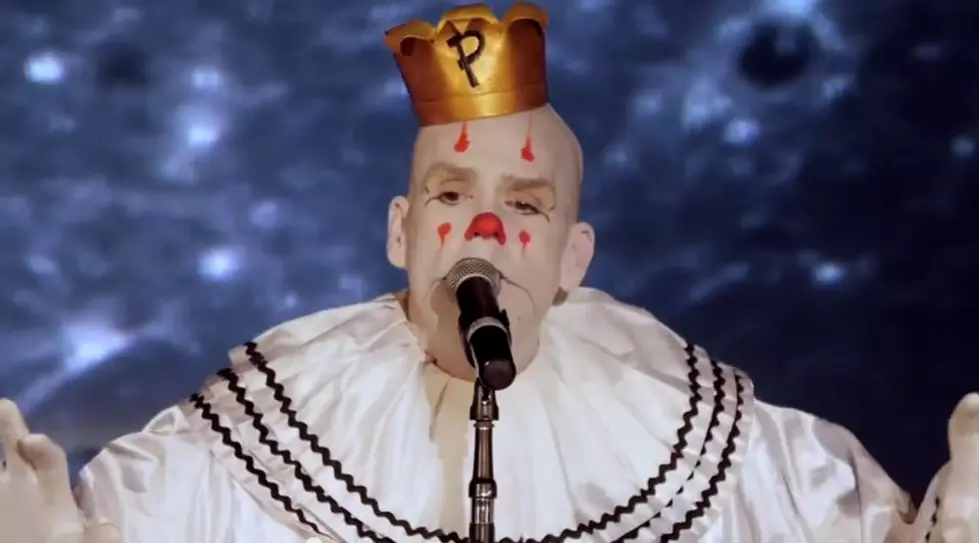 Sad Clown Singing Will Haunt Your Dreams [VIDE0}