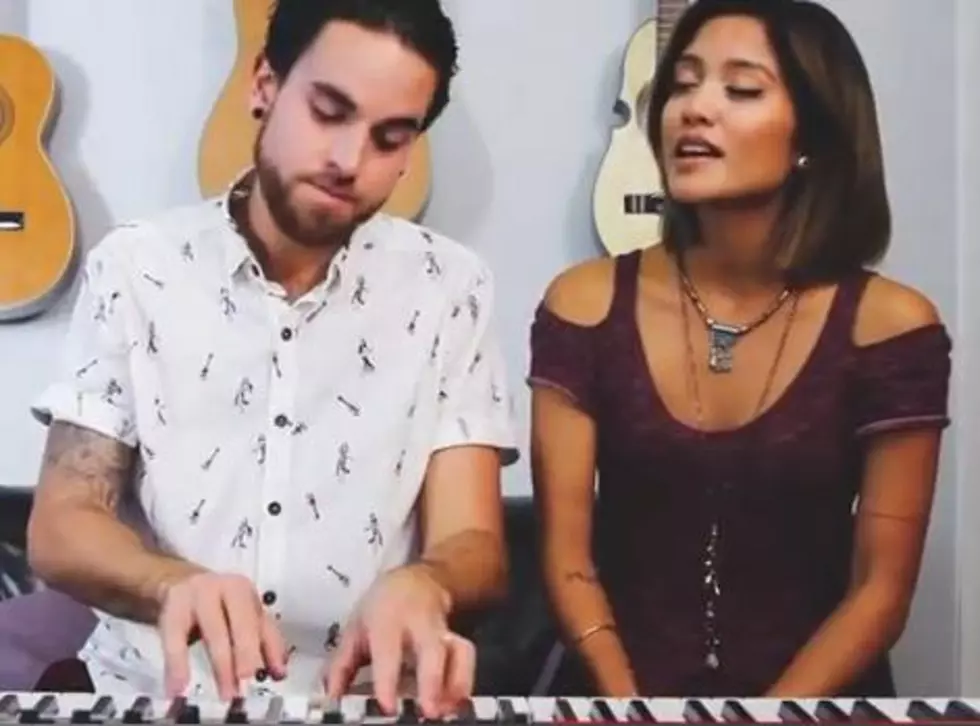 Couple performs the Top Hits from 2014 in Under 3 minutes! [VIDEO]