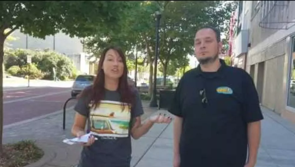 The Rob &#038; Kat Perform Random Acts of Kindness (VIDEO)
