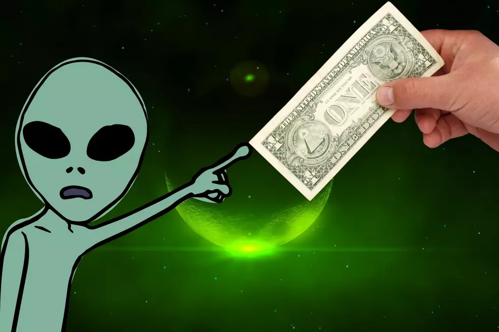 Does Adjusting the Contrast on Dollar Bill Photo Make an Alien Appear?