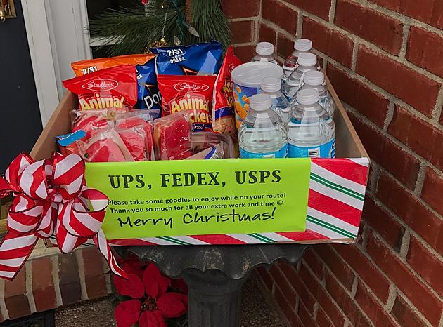 Newburgh Mom Leaves Goodies for Delivery People &#8211; You Should Too!