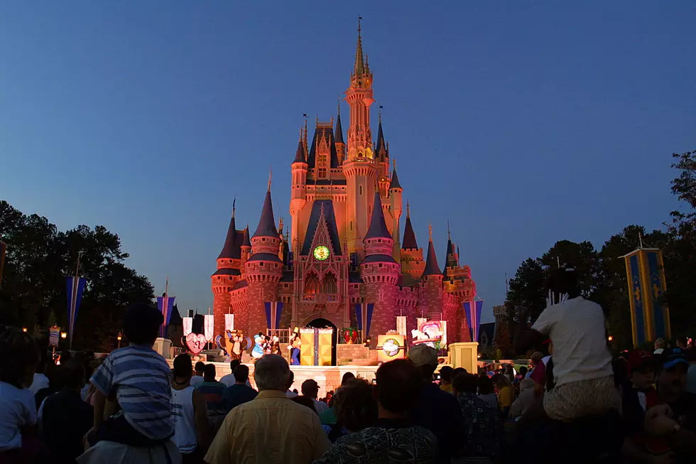 Henderson Cops Make Disney Dreams Come True For Students