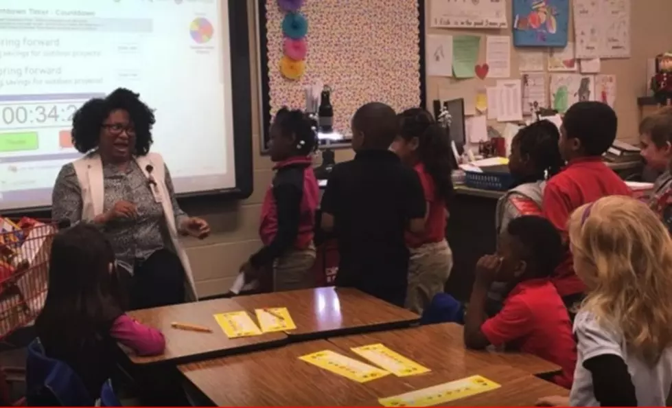 Lincoln Elementary Principal Announces She&#8217;s Leaving in Heartwarming Video