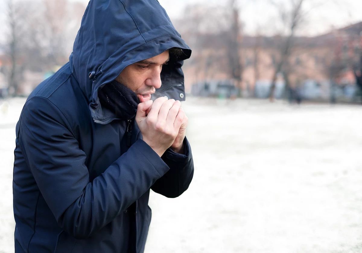 Cold Weather Man Shivering IStock Getty ?w=1200&h=0&zc=1&s=0&a=t&q=89