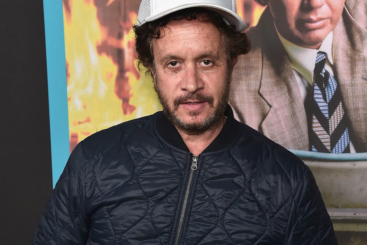 Even the 'Weasel' needs to take shelter from time to time. pauly shore...