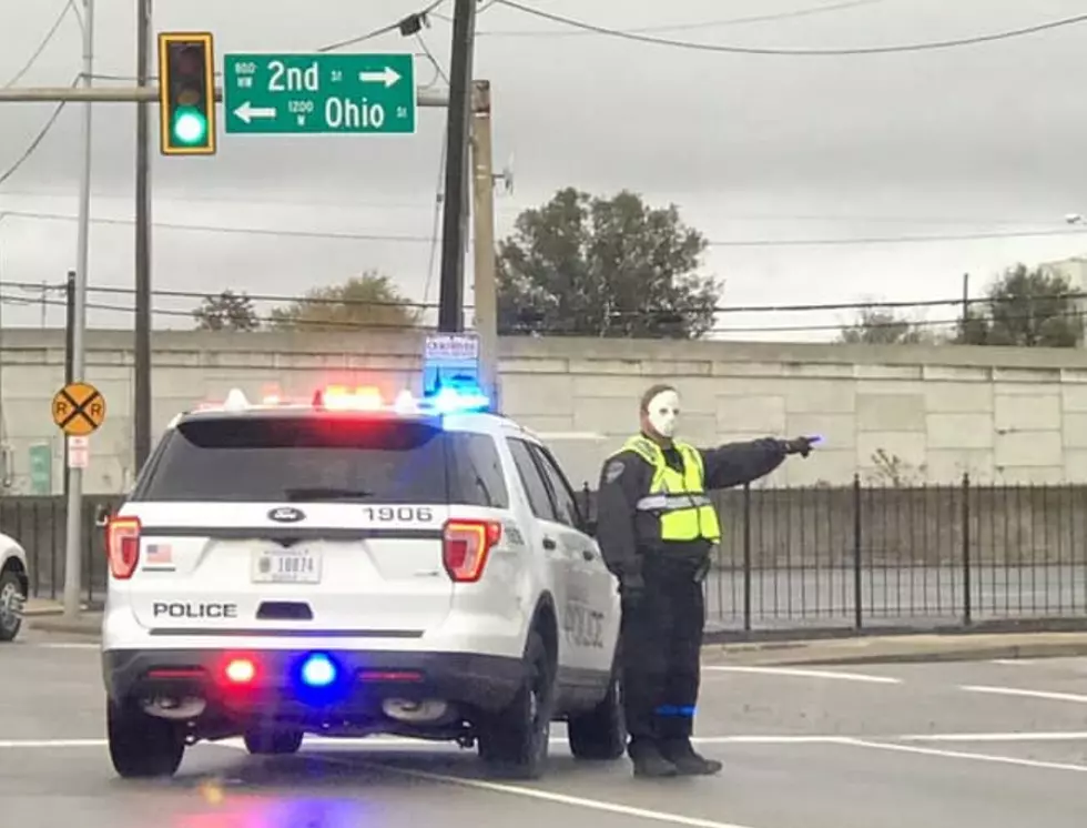 EPD Officer Gets in the Halloween Spirit Directs Traffic as Jason Voorhees