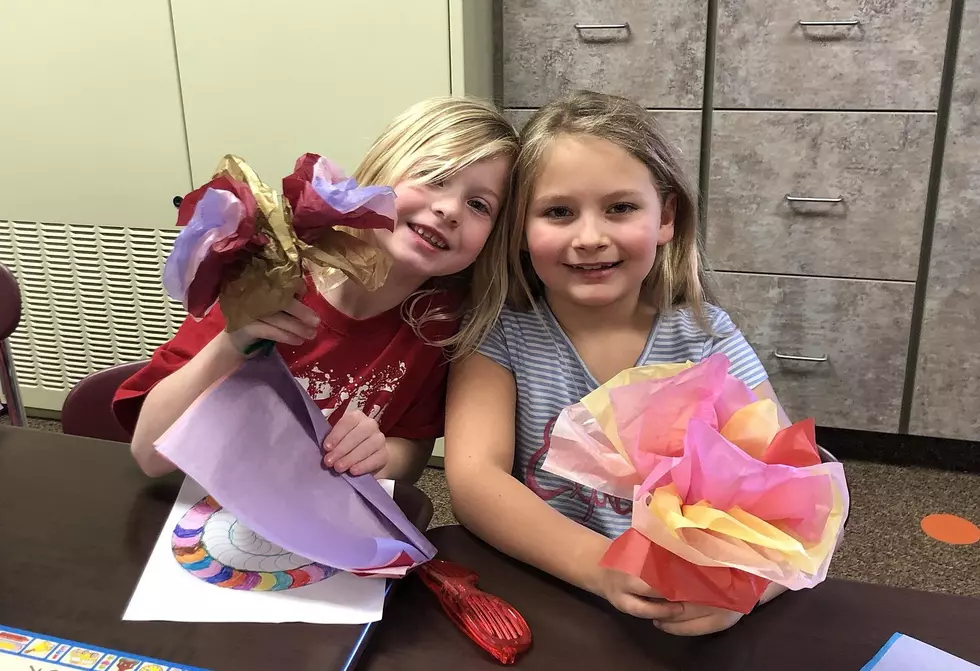 Planning a Classroom Valentine’s Day Party? Turn It Into a Service Project Kids Will Love