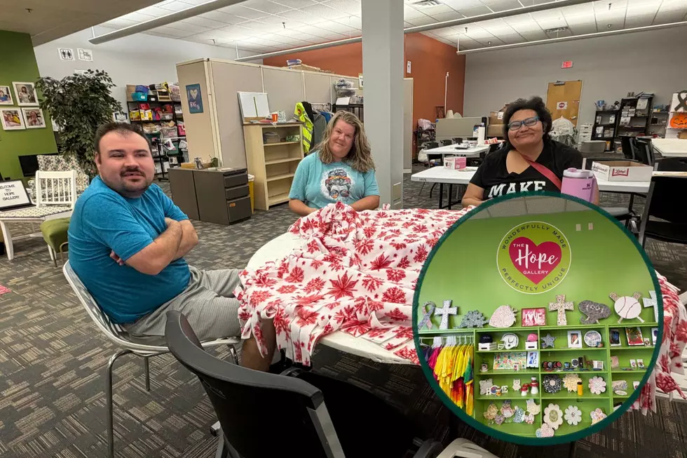 Hope Gallery Gives Evansville’s Disabled Community a Chance to Shine