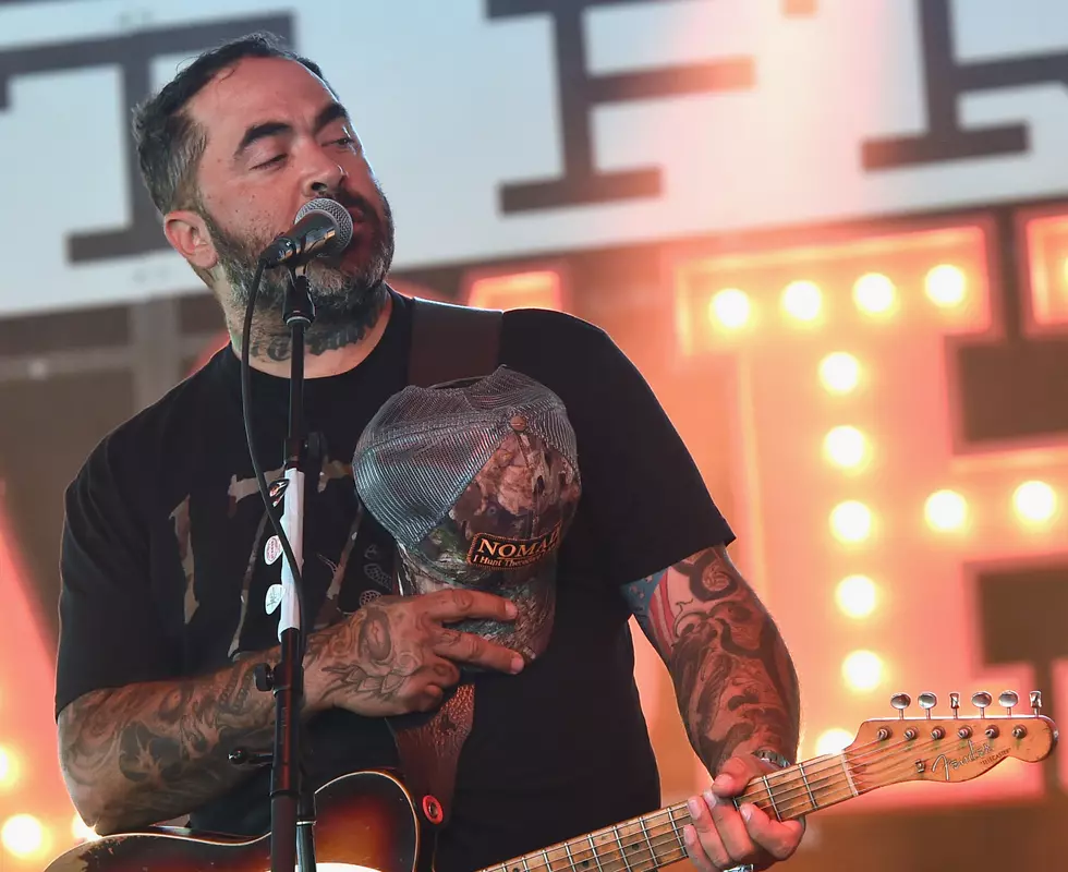 Controversial Aaron Lewis Brings “Real” Country Music To Firekeeper’s Casino