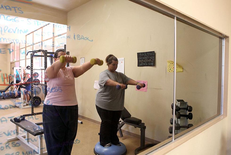 No Skinnies! Gym in Canada Bans Slim Women — Is It Fair?