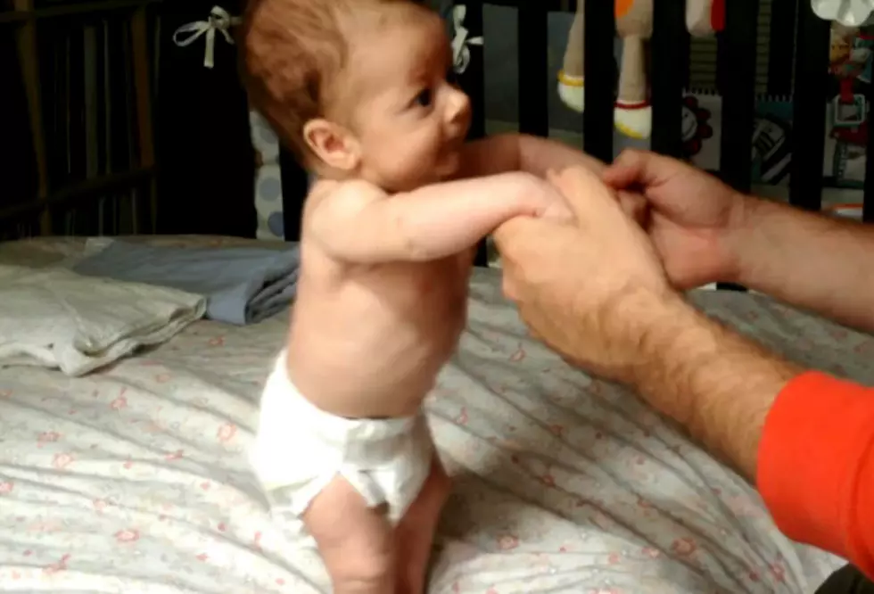 Father Captures Baby&#8217;s First Year in a Unique and Tear-jerking Way [VIDEO]