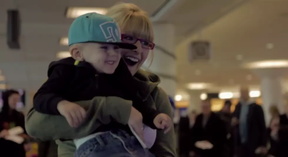 Airline Provides a Christmas Miracle For Some Lucky Passengers [Video]