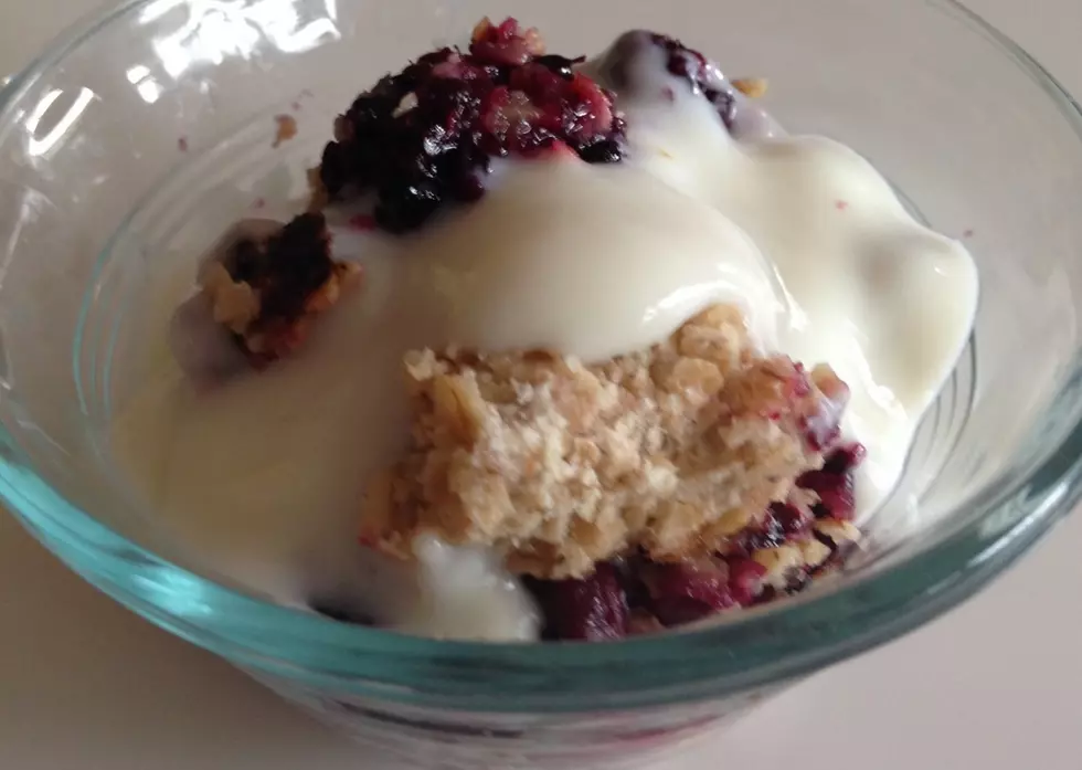This Dessert is So Healthy You Can Eat It for Breakfast – Blackberry Crumble Cobbler [RECIPE]