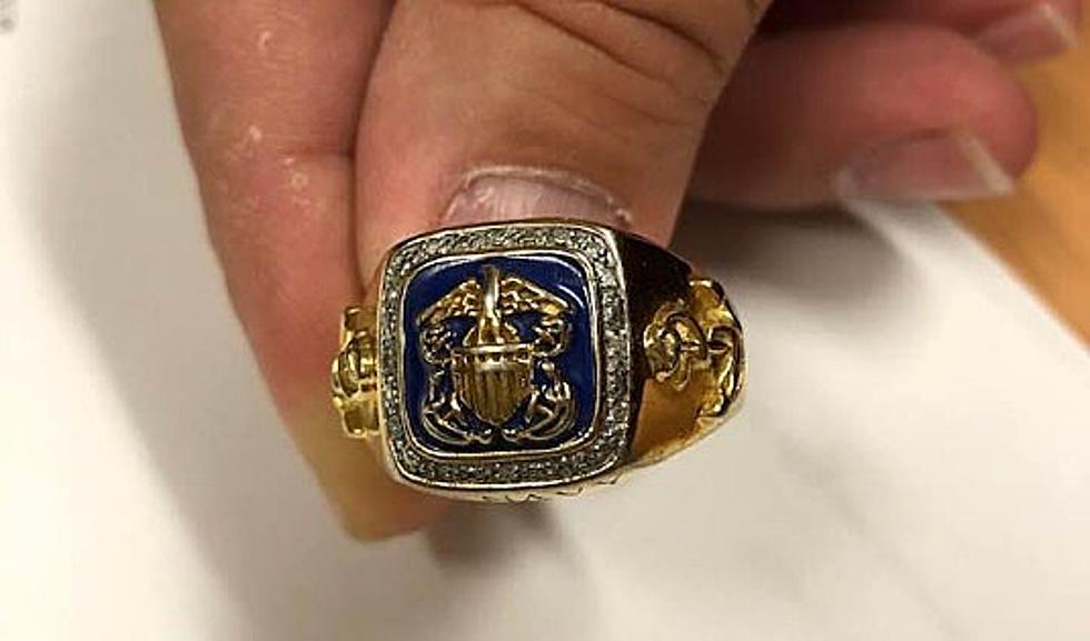 Navy Ring Found Outside of Evansville VA Clinic