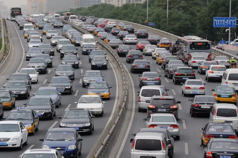 7 Tips for Driving in Traffic Jams This Spring