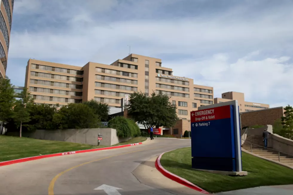 First U.S. Ebola Patient Dies in Dallas Hospital [PHOTOS]