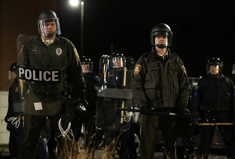 CNN Reporters Hit with Tear Gas in Ferguson, Missouri [Video]