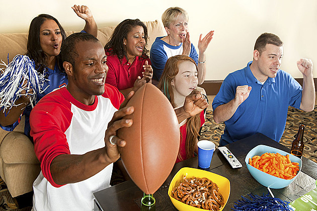What&#8217;s Your Favorite Super Bowl Food? [POLL]